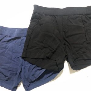 Sonoma women’s short, two pairs, black and navy blue, size S